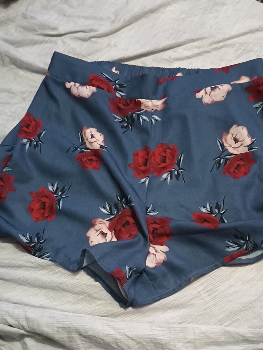 Blue Floral High-Waist Shorts with Red &Pink Rose Print Size M